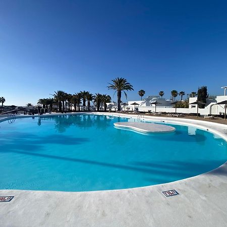 First Floor Apartment With Sea View, Costa Teguise Extérieur photo
