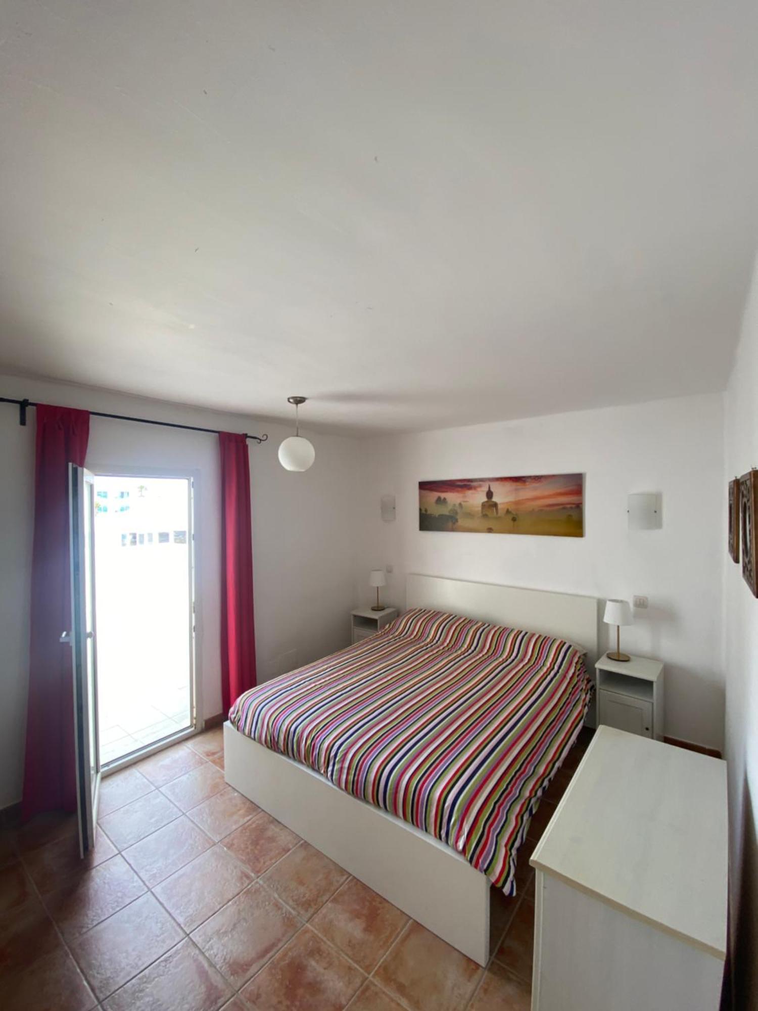 First Floor Apartment With Sea View, Costa Teguise Extérieur photo